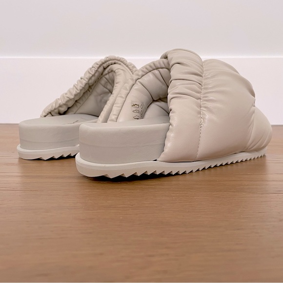 YUME YUME🇳🇱 Beige Tent Slides, IT38 - Picture 4 of 14